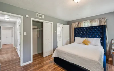 Photo 3 - Cozy Temple Home Fenced Yard & Wi-fi 3 Bedroom Home