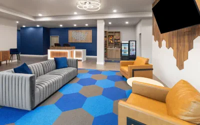 Photo 2 - Microtel Inn & Suites By Wyndham Tooele