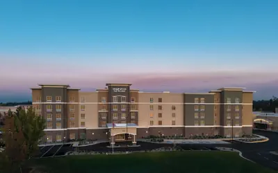 Photo 2 - Homewood Suites By Hilton Puyallup Tacoma