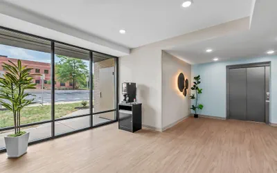 Photo 4 - Echo Suites Sterling