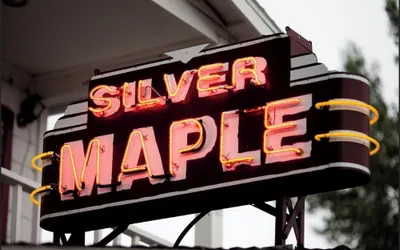 Photo 2 - Silver Maple Inn