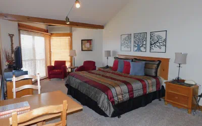Photo 2 - Longhollow Point Inn Studio 1321