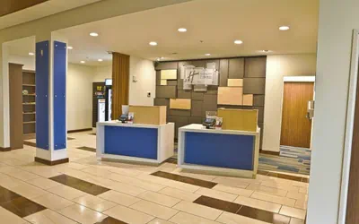 Holiday Inn Express & Suites Port Huron by IHG