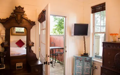 Photo 5 - Beachside Boutique Inn