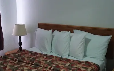 Photo 5 - Lamesa Motel