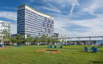 Photo 2 - Aloft by Marriott Boston Seaport District