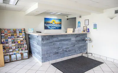 Photo 3 - Sandcastle Inn