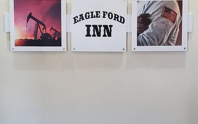Photo 4 - Eagle Ford Inn