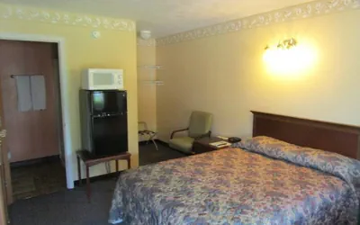 Photo 5 - K-River Motel & Campground