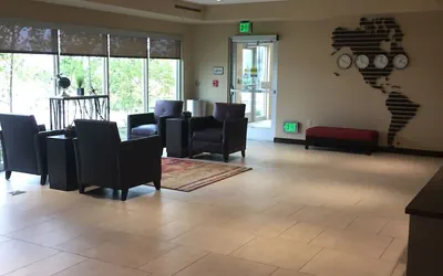 Photo 3 - AeroStay Hotel