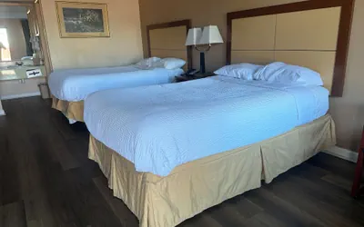 Photo 4 - Camilla Inn & Suites