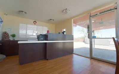 Photo 5 - Mojave Hotel