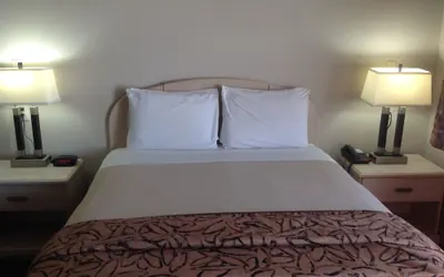 Photo 2 - Parks Inn Bowie