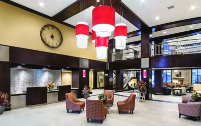Photo 3 - ClubHouse Hotel & Suites - Fargo