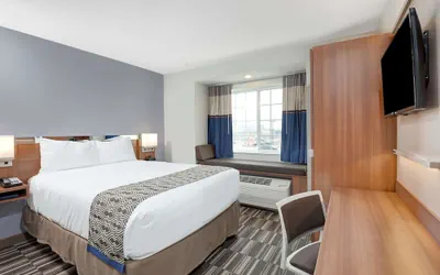 Photo 4 - Microtel Inn & Suites By Wyndham Philadelphia Airport Ridley