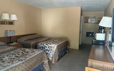 Photo 5 - Sioux Motel