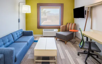 Photo 3 - Holiday Inn Express & Suites Pahrump by IHG
