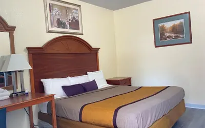 Photo 5 - Budget Inn Express