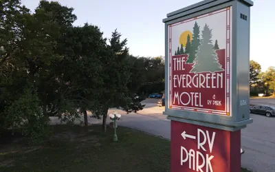 Evergreen Inn Kansas