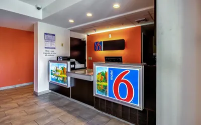 Photo 5 - Motel 6 Allentown, PA