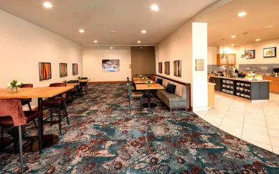 Photo 3 - Homewood Suites by Hilton Seattle-Issaquah