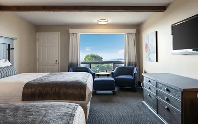 Photo 5 - Gold Beach Inn