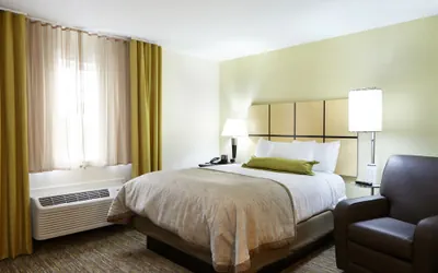 Photo 4 - Candlewood Suites Kenedy by IHG
