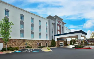 Photo 2 - Hampton Inn North Little Rock McCain Mall