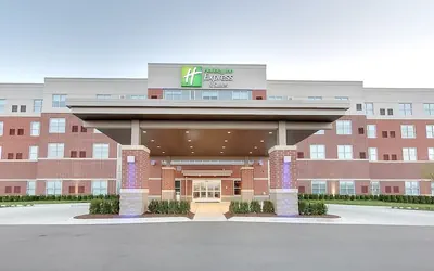 Photo 2 - Holiday Inn Express & Suites Plymouth - Ann Arbor Area by IHG