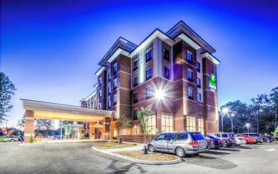 Photo 2 - Holiday Inn Express & Suites Cleveland West - Westlake by IHG