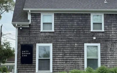 Photo 2 - Salt House Inn