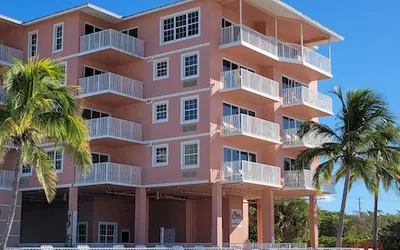 Photo 2 - Edison Beach House