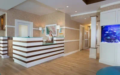 Photo 3 - The Break Hotel