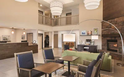 Photo 3 - Country Inn & Suites by Radisson, Prineville, OR
