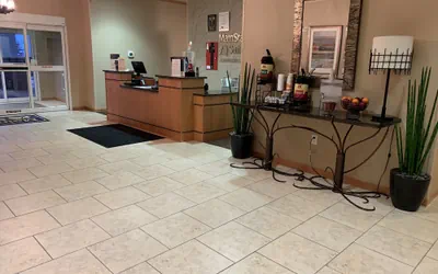 Photo 4 - MainStay Suites Sidney - Medical Center