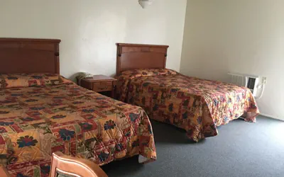 Photo 3 - Golden Hills Motel