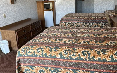 Photo 4 - Heritage Inn
