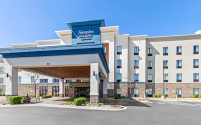 Photo 2 - Hampton Inn & Suites Claremore
