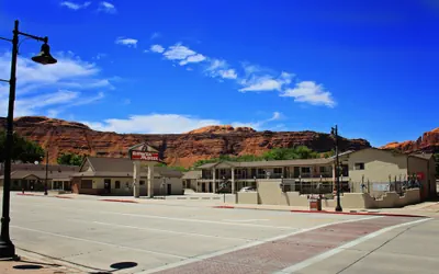 Bowen Motel