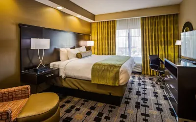 Photo 5 - Best Western Plus University Inn