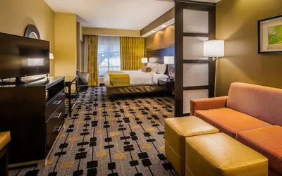 Photo 3 - Best Western Plus University Inn