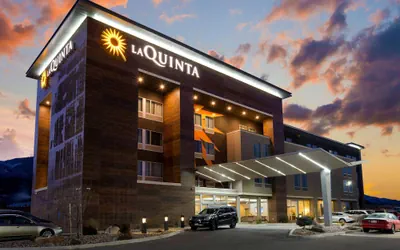 Photo 2 - La Quinta Inn & Suites by Wyndham Cedar City