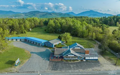 Photo 2 - Cascade Inn