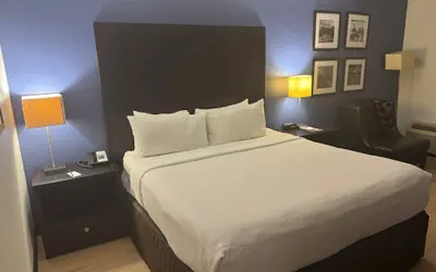 Photo 4 - Tryp By Wyndham New Orleans Airport & Conference Center