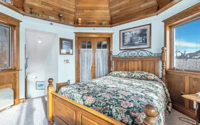 Photo 3 - Red Barn Village Apartments