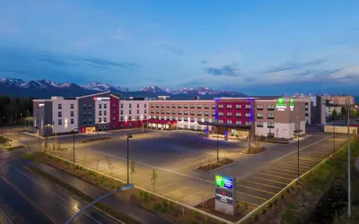 Photo 2 - Holiday Inn Express And Suites Anchorage Midtown by IHG