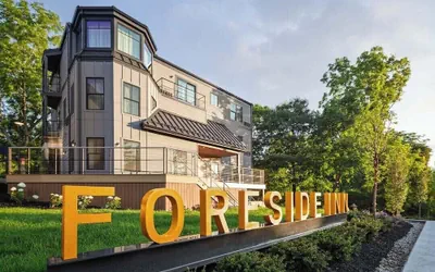 Photo 2 - Foreside Inn