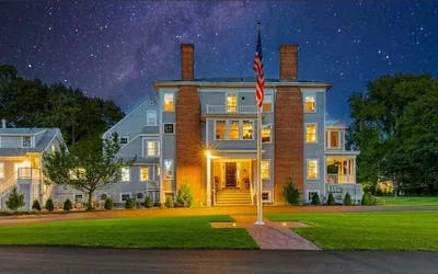 Photo 2 - Charm on Main by Ocean Edge