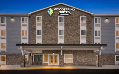 Photo 2 - Woodspring Suites Wilmington Riverfront