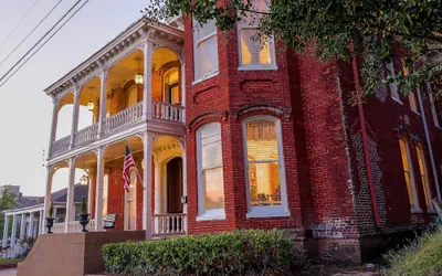 Photo 2 - Baer House Inn